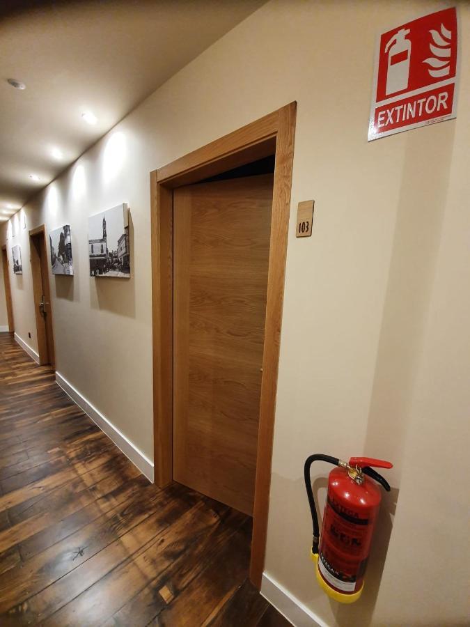 Albergue Casa Cuartel A Fonsagrada Dış mekan fotoğraf