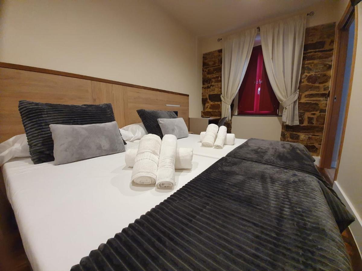 Albergue Casa Cuartel A Fonsagrada Dış mekan fotoğraf